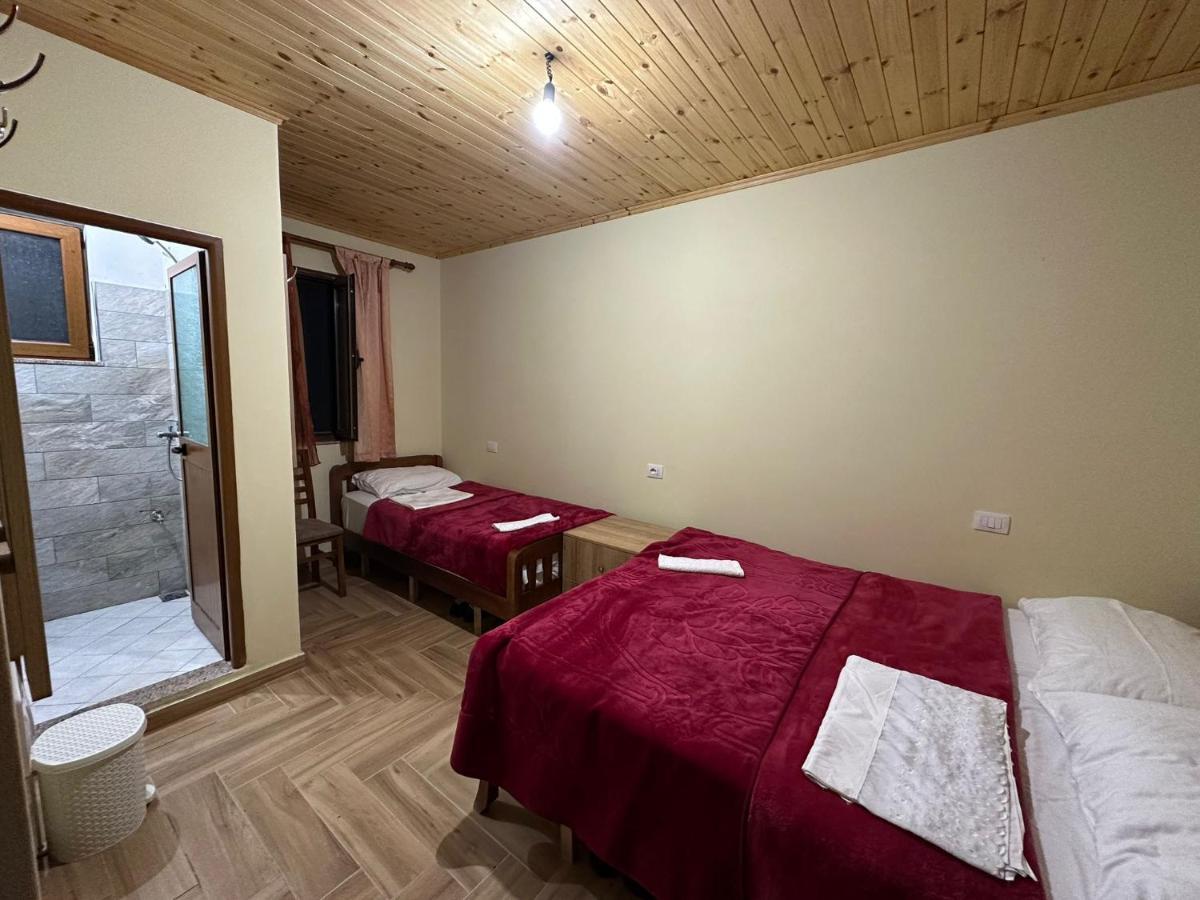 Guest House Shtepiza Theth Exterior foto