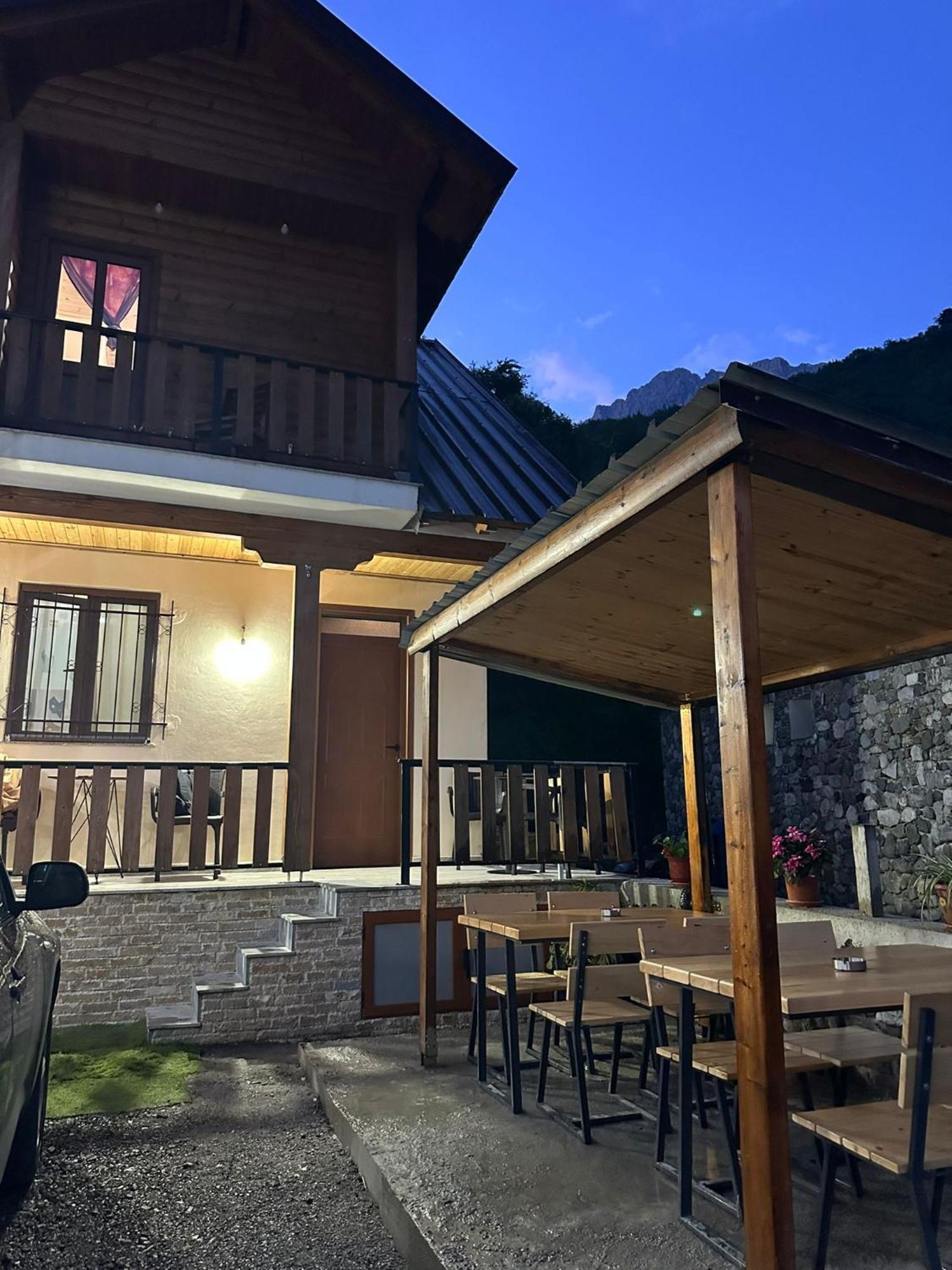 Guest House Shtepiza Theth Exterior foto