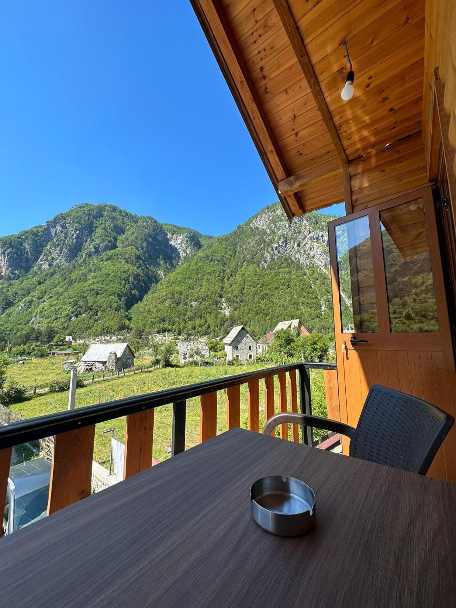 Guest House Shtepiza Theth Exterior foto